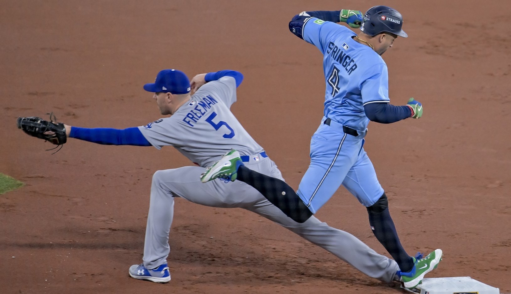 Blue Jaysi nisu iskoristili meč loptu, odluka pada u sedmoj utakmici