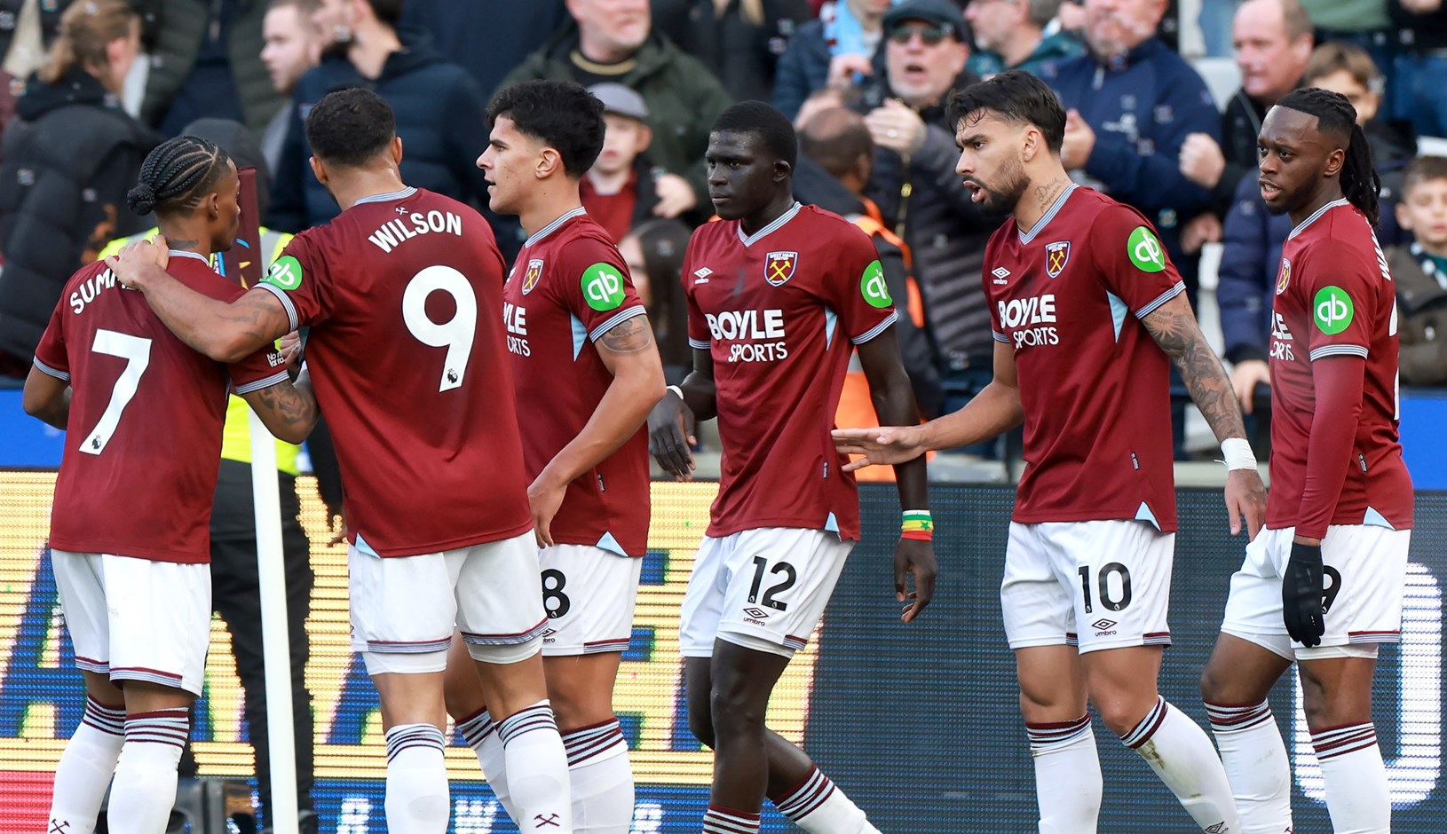 Manchester United ima veliku priliku za značajan skok u poretku, West Hamu također trebaju bodovi