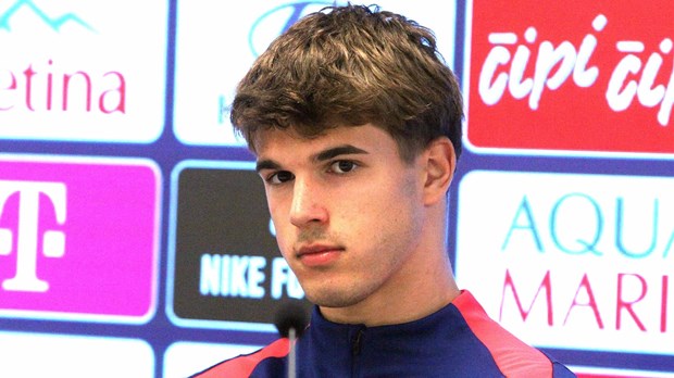 Vuškovićev HSV s igračem manje u sudačkoj nadoknadi do važne pobjede