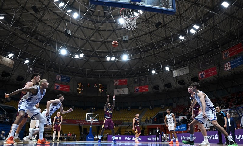 Cibona poražena u Dijonu, odluka o prolazu u posljednjem kolu
