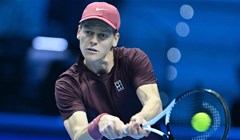 Više od dva sata spektakularnog tenisa: Sinner svladao Alcaraza za titulu na ATP Finalsu