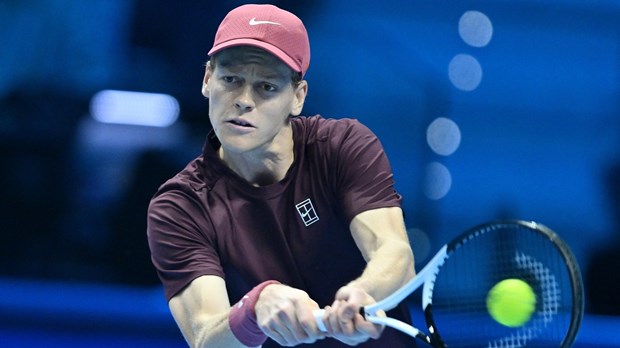 Više od dva sata spektakularnog tenisa: Sinner svladao Alcaraza za titulu na ATP Finalsu