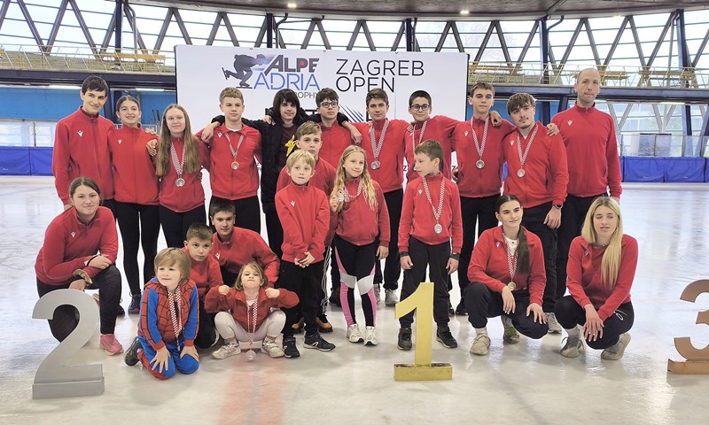 Mladi hrvatski brzoklizači na Alpe Adria Trophy Zagreb Open 2025 osvojili 12 odličja