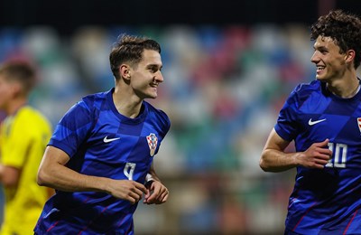 Odlično prvo poluvrijeme, lošije drugo, Hrvatska ipak nosi tri boda iz Budimpešte