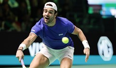 Italija bez izgubljenog seta do polufinala Davis Cupa