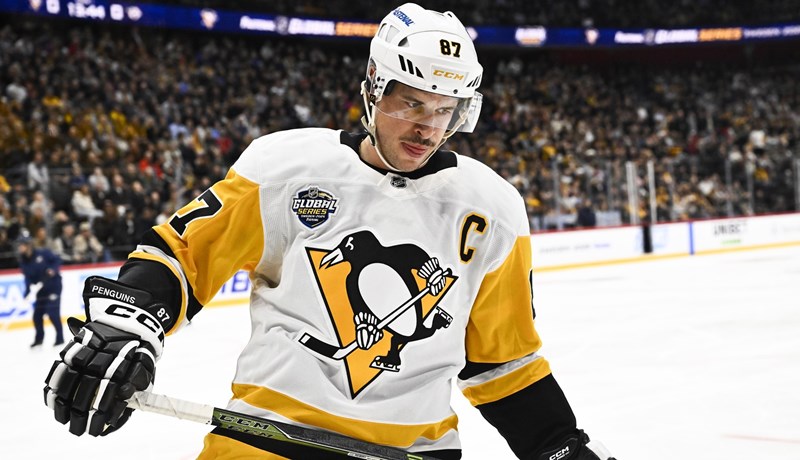 Jetsima se vratio Hellebuyck i odmah su glatko slavili, nevjerojatan raspad Pittsburgha