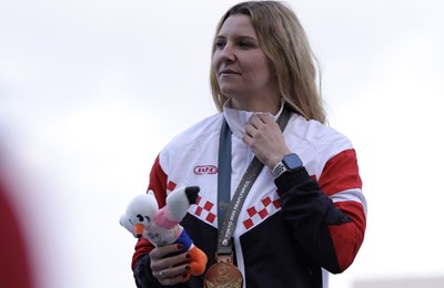 Sjajan dan za Hrvate na Deflimpijskim igrama, zlato za Lauru Štefanac, rukometaši u finalu