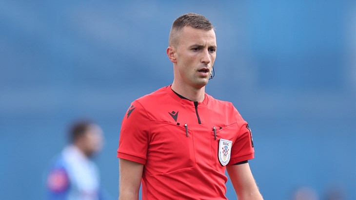 Osijek nakon 28 minuta ostao s igračem manje, Petrusenko je bio jako neoprezan