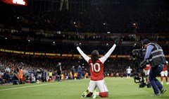 Hat-trick fenomenalnog Eberechija Ezea i krasan gol Richarlisona u rutinskoj pobjedi Gunnersa