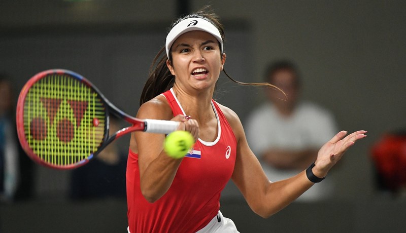 Petra Marčinko novim preokretom do finala turnira u Ujedinjenim Arapskim Emiratima