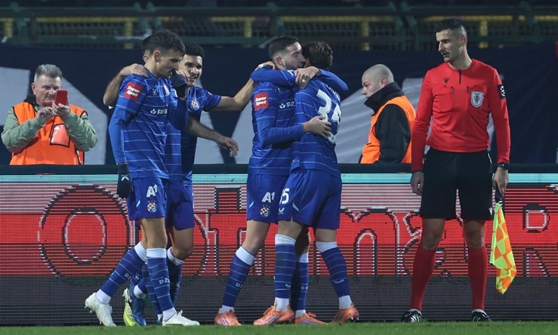 Bakrar iz prve prave prilike doveo Dinamo u vodstvo