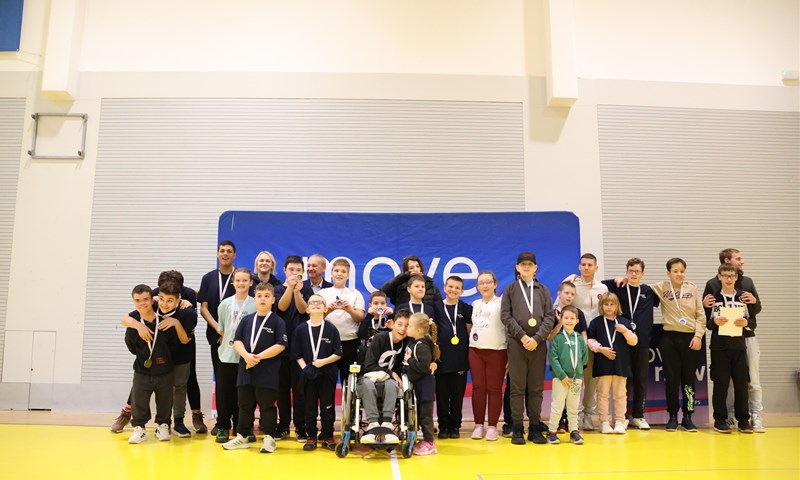 U Poreču održan MoveNow kamp, tridesetak djece sudjelovalo u nizu parasportskih aktivnosti