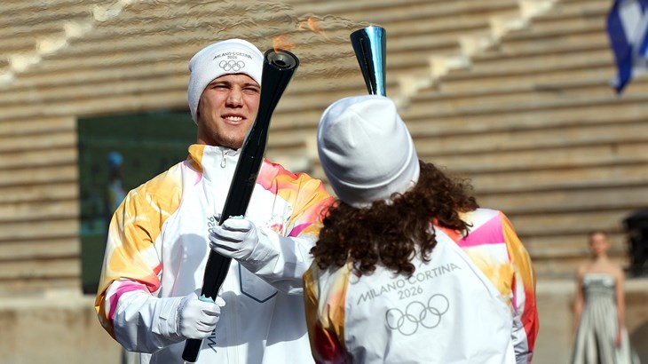 Olimpijska baklja iz Rima krenula na put po Italiji, nosit će je 10.001 osoba