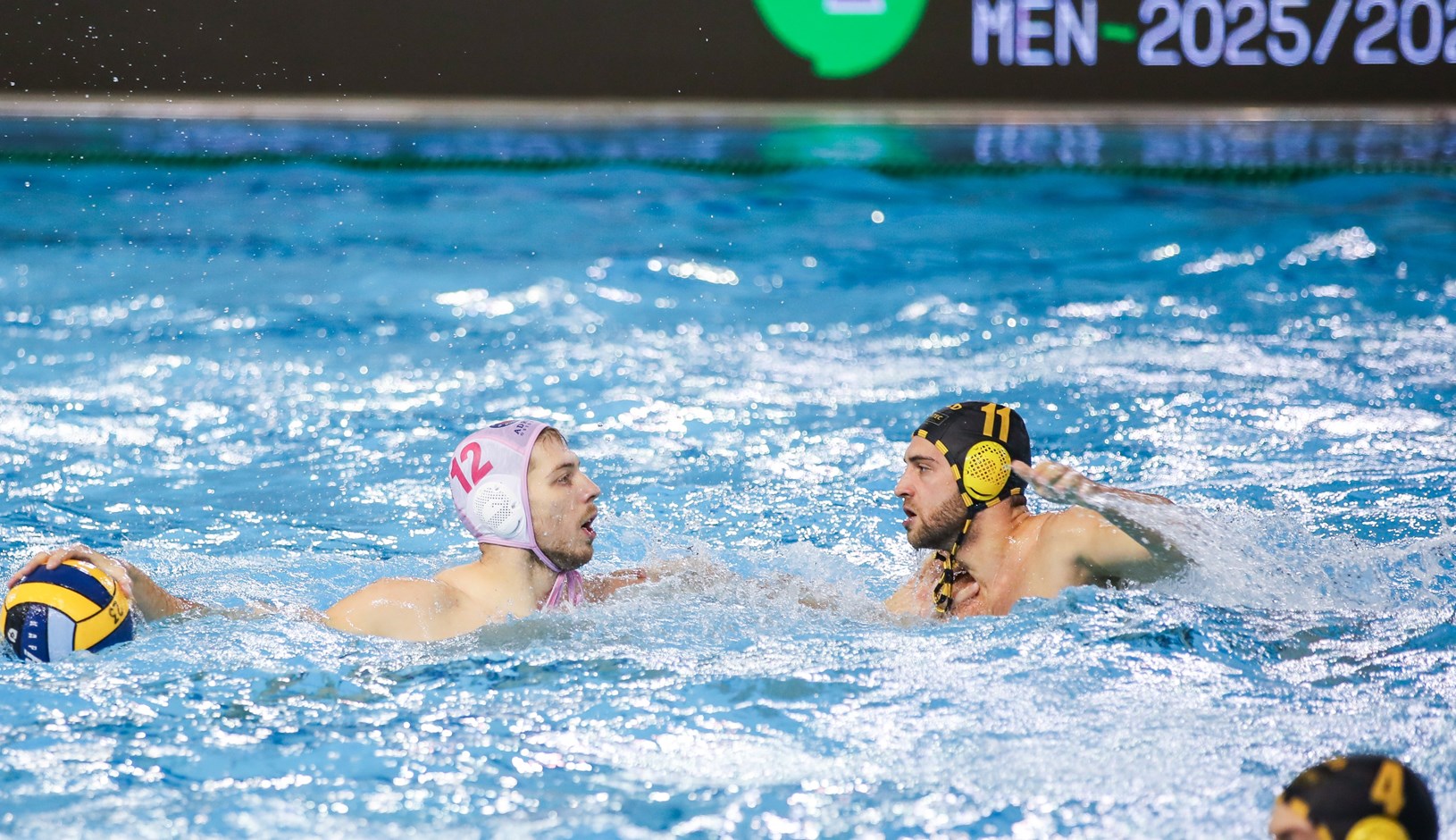 Jug uvjerljiv protiv Duisburga za potvrdu prvog mjesta u skupini