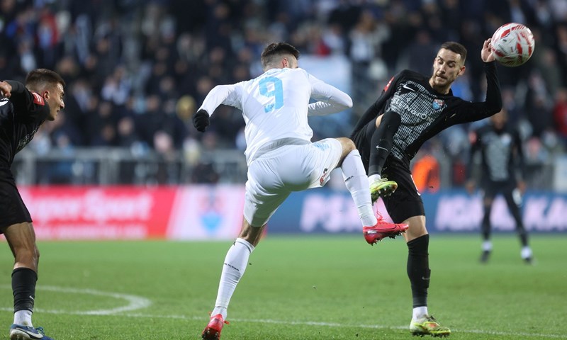Vukovarci nisu bili raspoloženi, Rijeka bez velikog utroška energije do pobjede