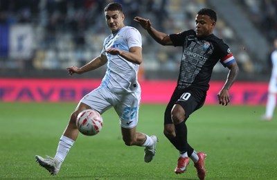 Loša reakcija riječke obrane, Gonzalez to kažnjava i smanjuje zaostatak