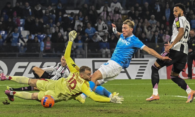 Dva gola Hojlunda za slavlje Napolitanaca i preuzimanje vrha Serie A