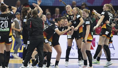 Njemice prve do polufinala Svjetskog prvenstva, Brazilke gubile od prve minute