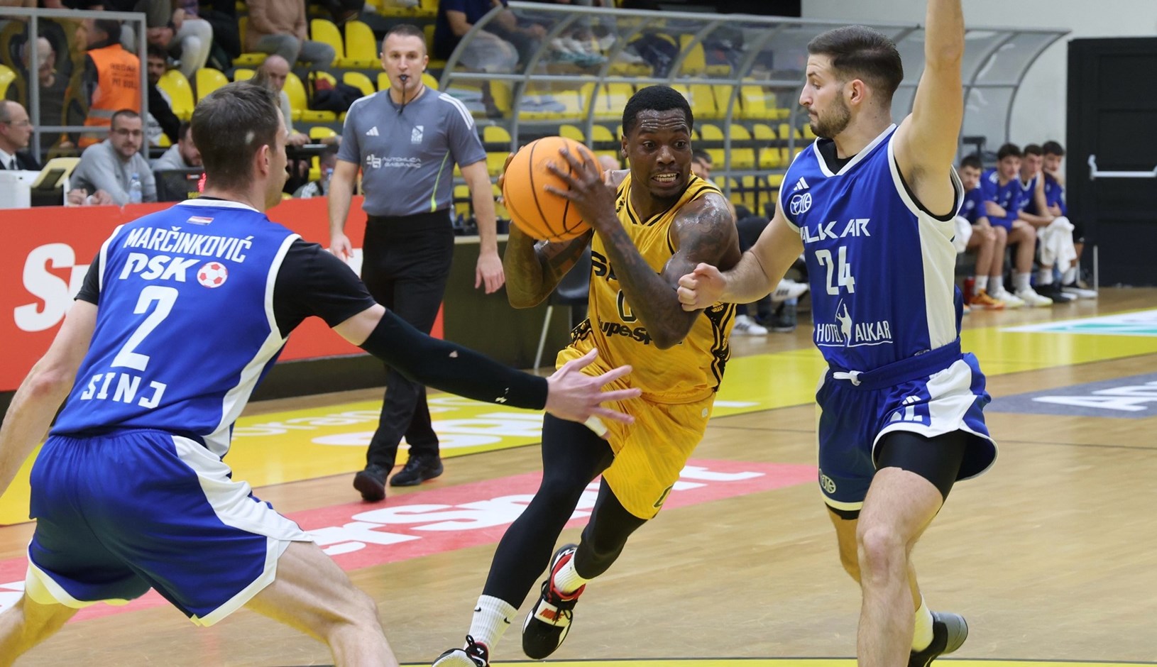 Split uvjerljivom pobjedom do četvrtfinala SuperSport Kupa Krešimir Ćosić, Samobor zaustavljen u Omišu