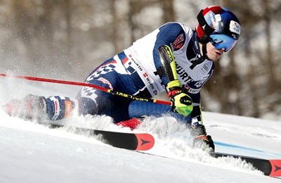 Brennsteiner nadmašio Norvežane i Odermatta, Zubčić 19. nakon prve vožnje