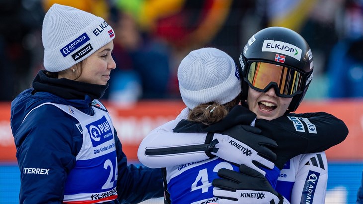 Sve ostaje u obitelji: Nika i Domen Prevc slavili u Klingenthalu