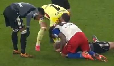 Težak sudar u Bundesligi, Vušković prvi pružio pomoć veznjaku Eintrachta