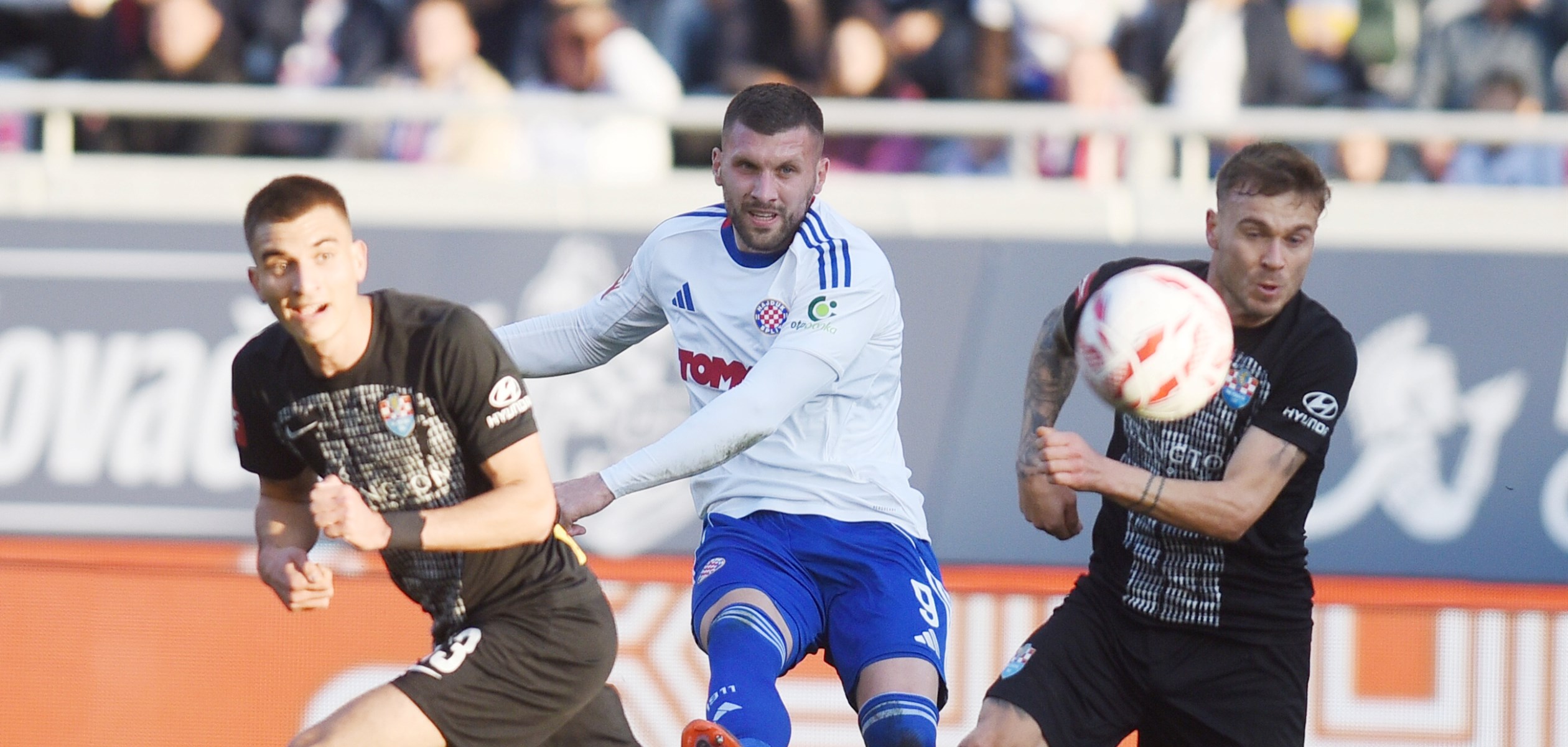 Bizarna utakmica na Poljudu, Hajduk s devetoricom sačuvao pobjedu protiv Vukovara!