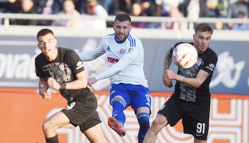 Bizarna utakmica na Poljudu, Hajduk s devetoricom sačuvao pobjedu protiv Vukovara!