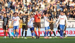 Zdenko Lovrić nakon VAR provjere dao crveni karton Mariju Tadiću