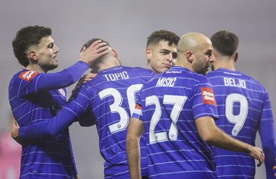 Dinamo slavio u gradskom derbiju protiv Lokomotive za potvrdu prvog mjesta u SHNL-u