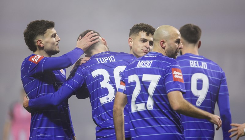 Dinamo slavio u gradskom derbiju protiv Lokomotive za potvrdu prvog mjesta u SHNL-u