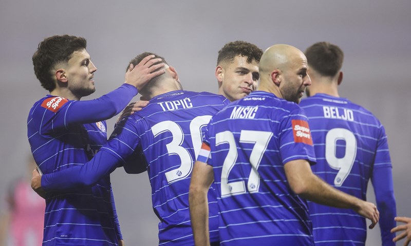 Dinamo slavio u gradskom derbiju protiv Lokomotive za potvrdu prvog mjesta u SHNL-u
