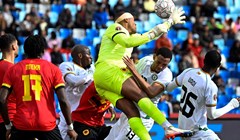 Angola povela, Zimbabve u finišu prvog poluvremena do boda