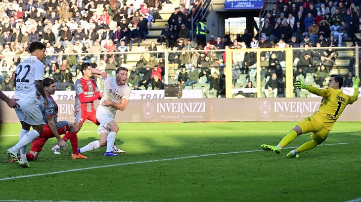 Danac dvaput svladao Indonežanina i odveo Napoli do gostujuće pobjede