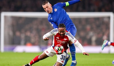 West Ham spašava Sterlingovu karijeru, u Chelseaju nije u planovima