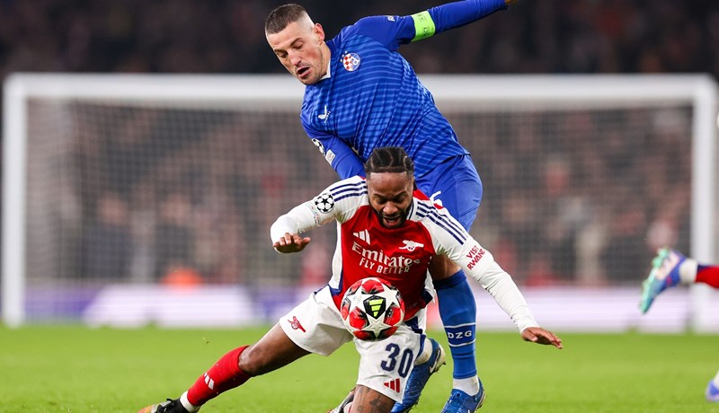 West Ham spašava Sterlingovu karijeru, u Chelseaju nije u planovima