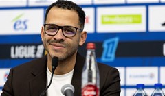 Rosenior potvrđen za novog trenera Chelseaja, ugovor potpisan do lipnja 2032. godine