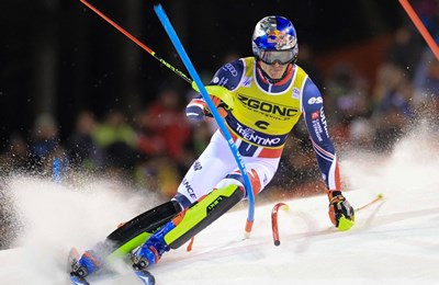 Noel do prve pobjede sezone, Hallberg do rezultata karijere, Kolega popravio plasman