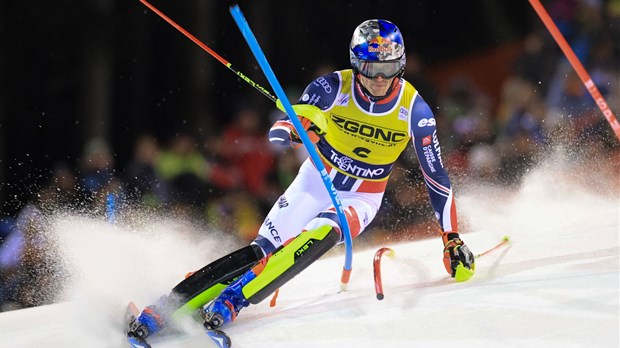 Noel do prve pobjede sezone, Hallberg do rezultata karijere, Kolega popravio plasman