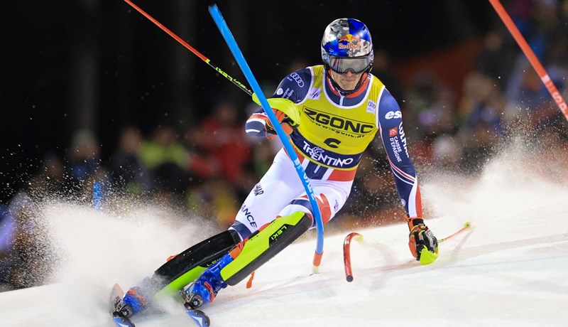 Noel do prve pobjede sezone, Hallberg do rezultata karijere, Kolega popravio plasman