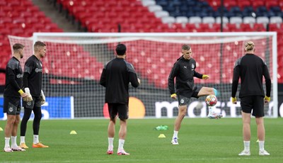 Real 'krade' Barceloninu veliku želju, Kraljevi najbliži dovođenju Dortmundovog stopera