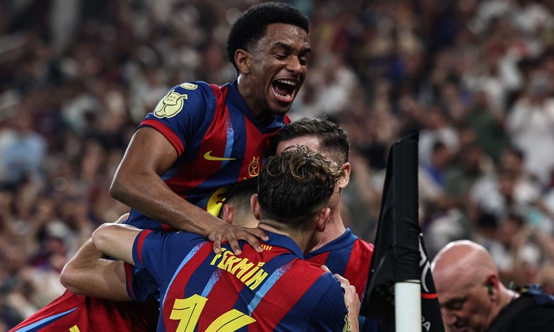 Čudesno finale: Barcelona u El Clasicu osvojila španjolski superkup