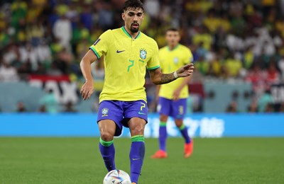 Početkom sezone ljubio je grb kluba, a sada napušta West Ham i ostavlja ga u zoni ispadanja