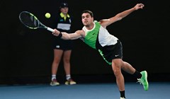 Veliki preokret Medvjedeva, Alcaraz lako do osmine finala