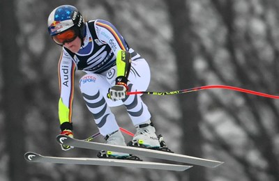 Emma Aicher slavila u superveleslalomu u Tarvisiju, Vonn ponovno na postolju