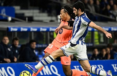 Barcelonin niz zaustavljen u San Sebastianu, domaćin uz puno sreće do tri velika boda