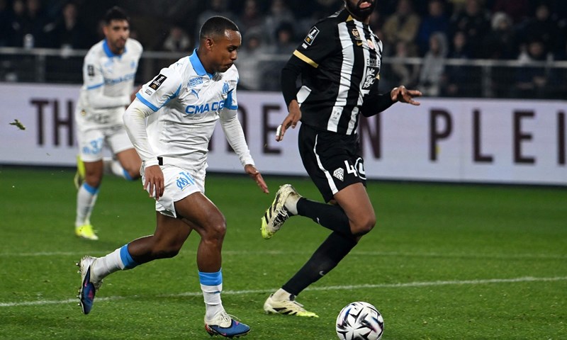 Marseille pobjedom protiv Redsa osigurava nokaut fazu, jedni i drugi ciljaju Top 8