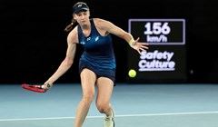 Mlada Čehinja iznenadila Bencic, Osaka opet u tri seta do pobjede
