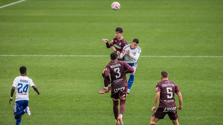 Autogol Islanđanina dao nadu Hajduku, višeminutna provjera razbila ritam utakmice