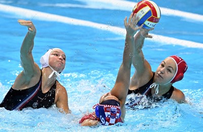 Hrvatske vaterpolistice otvorile nastup na Europskom prvenstvu očekivanim porazom